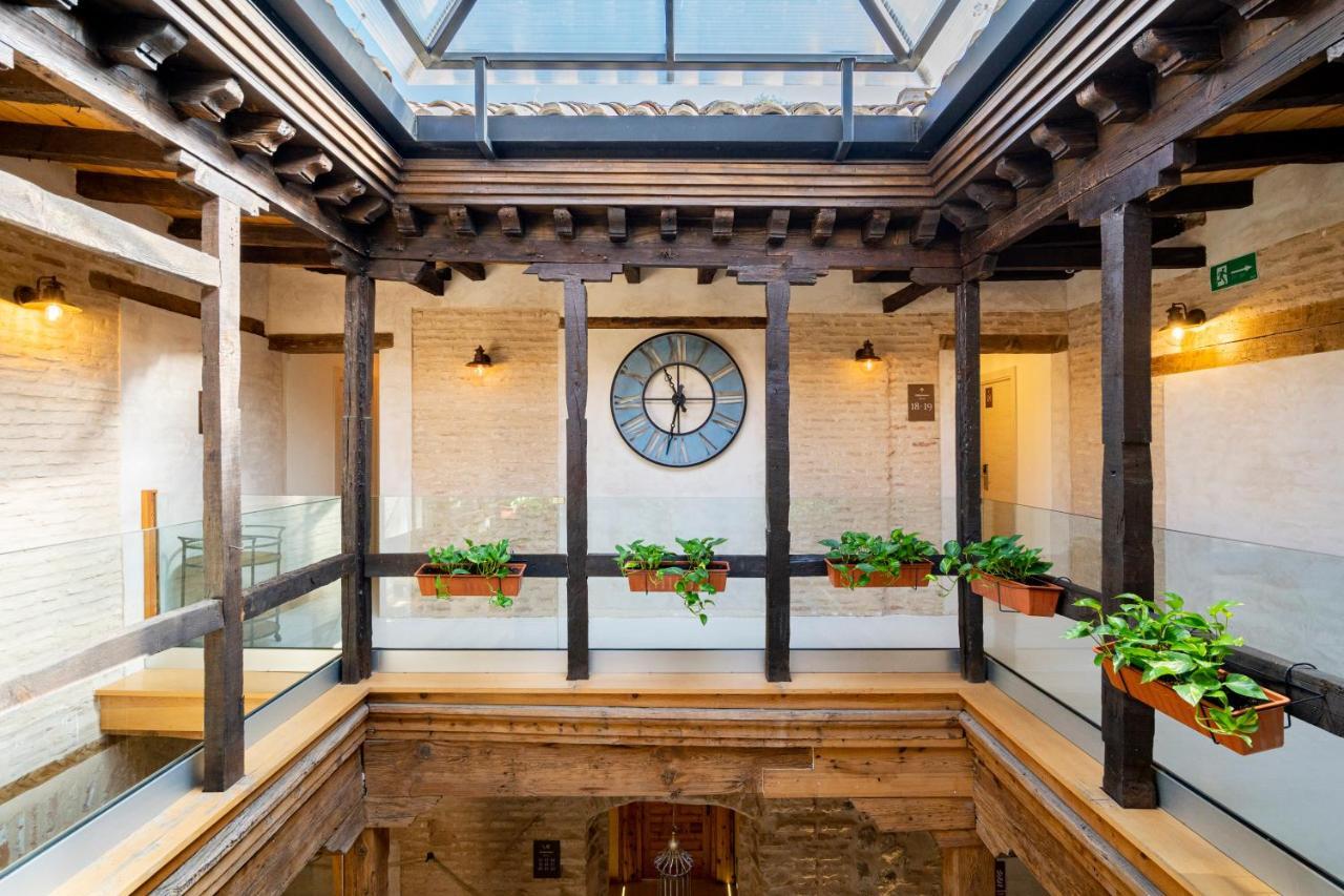 Hotel Dobo Azacanes